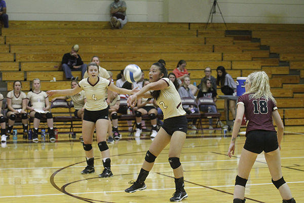 Diggers Volleyball top Spearfish